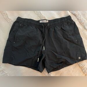 Black Women’s Vineyard Vines Performance Shorts M